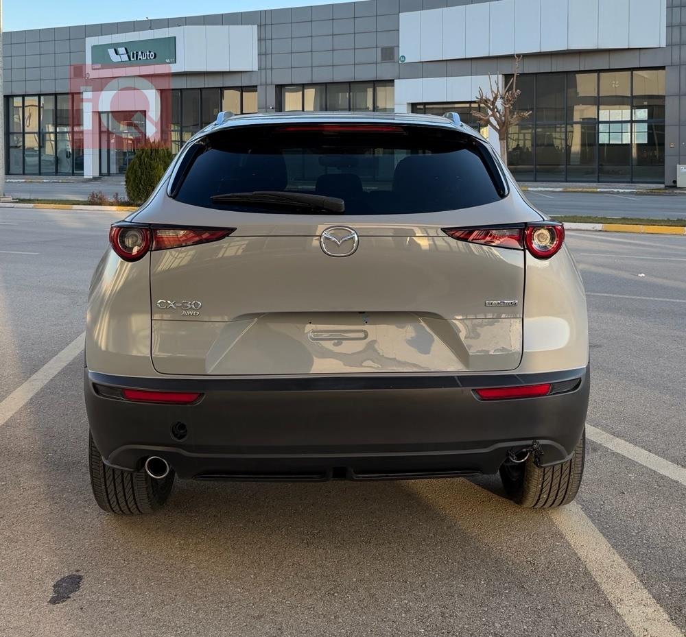 مازدا CX-30